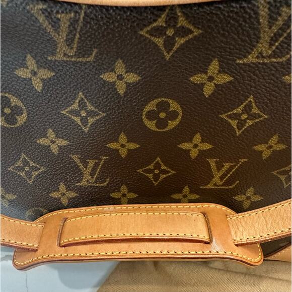 Preowned Authentic Louis Vuitton Boulogne Brown Monogram Coated Canvas Hobo Bag - Picture 12 of 16